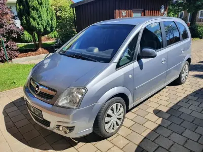 Gebraucht Opel Meriva 105 PS (77 kW) 2006 Silber Van / Kleinbus