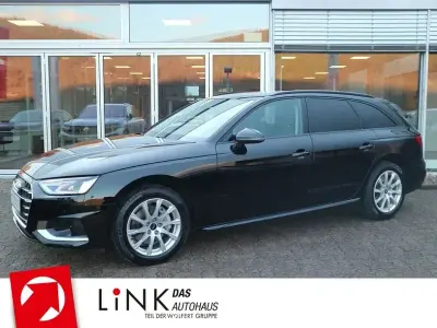 Używany Audi A4 Advanced 204 KM (150 kW) 2023 Czarny Kombi
