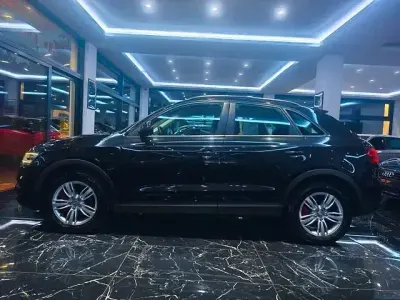 Gebraucht Audi Q3 Comfort 140 PS (102 kW) 2013 Phantomschwarz perleffekt SUV