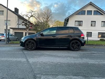 Second-hand VW Golf VI 122 CP (89 kW) 2009 Negru Hatchback
