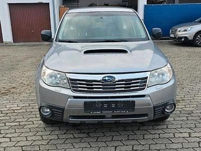 Gebraucht Subaru Forester 147 PS (108 kW) 2009 Silber SUV