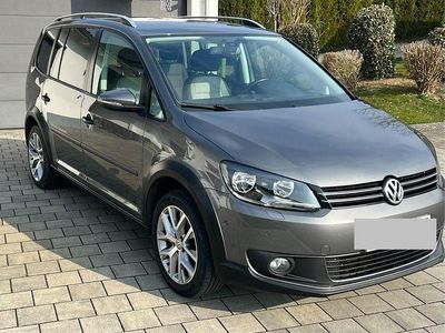 Gebraucht VW Touran 140 PS (102 kW) 2015 Grau Van / Kleinbus