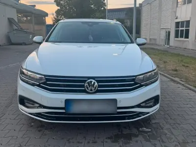 Gebraucht VW Passat 190 PS (139 kW) 2020 Weiß Kombi