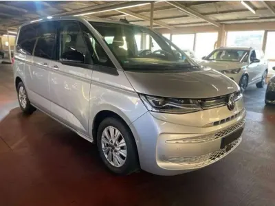 Gebraucht VW Multivan Edition 150 PS (110 kW) 2023 Silber Van / Kleinbus