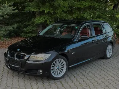 Gebraucht BMW 320 184 PS (135 kW) 2011 Schwarz Kombi