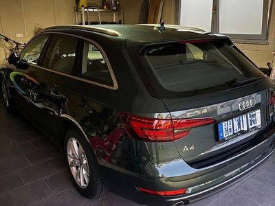 Grün Gebraucht 2017 Audi A4 Sport Kombi | 19.700 € (Fairer Preis)