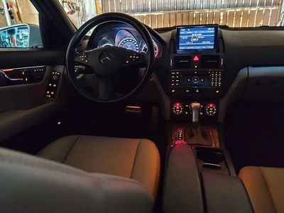 Gebraucht Mercedes C350 Avantgarde 224 PS (164 kW) 2009 Silber Kombi