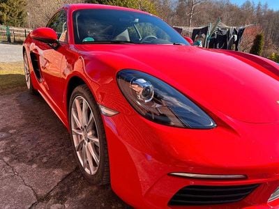 Gebraucht Porsche Cayman S 350 PS (257 kW) 2024 Rot Coupé