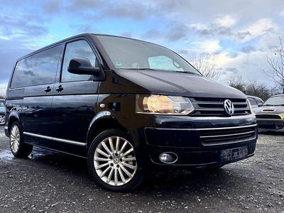 Käytetty VW Multivan Highline 179 HP (131 kW) 2010 Musta Tila-auto