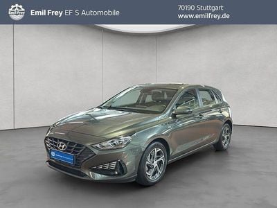 Grau Gebraucht 2024 Hyundai i30 Select Limousine | 16.590 € (Guter Preis)