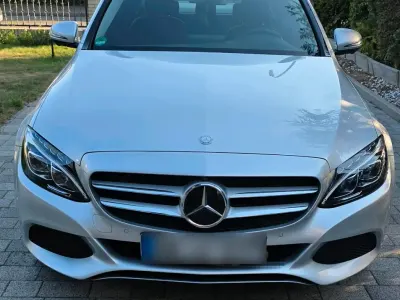 Gebraucht Mercedes C400 333 PS (244 kW) 2015 Silber Limousine