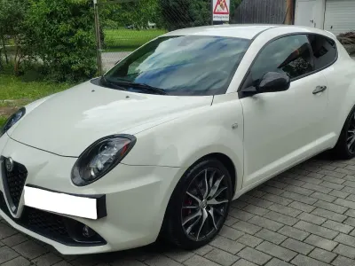 Gebraucht Alfa Romeo MiTo Quadrifoglio Verde 170 PS (125 kW) 2017 Weiß Kleinwagen