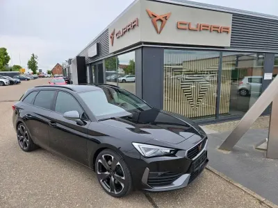 Używany Cupra Leon VZ2 245 KM (180 kW) 2024 Czarny Sedan/Limuzyna