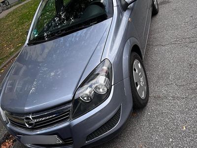 Gebraucht Opel Astra 105 PS (77 kW) 2005 Grau Kleinwagen