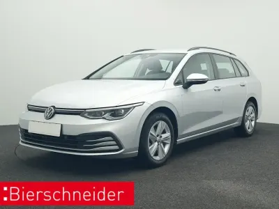 Gebraucht VW Golf VIII 131 PS (96 kW) 2024 Silber Kombi