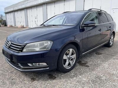 Gebraucht VW Passat Comfortline 170 PS (125 kW) 2011 Blau Kombi