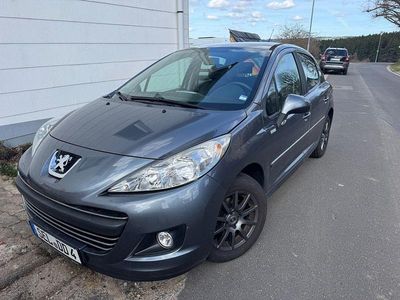 Gebraucht Peugeot 207 Filou 74 PS (54 kW) 2010 Grau Kleinwagen