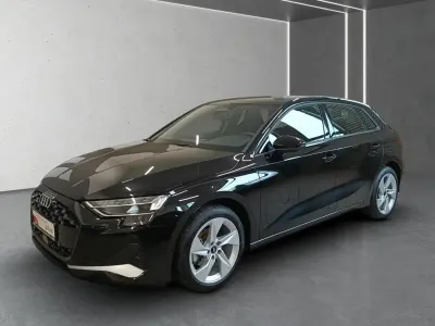 Gebraucht Audi A3 Advanced 150 PS (110 kW) 2025 Mythosschwarz metallic Limousine