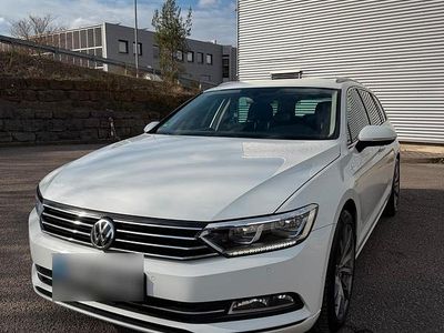 Second-hand VW Passat R-line 190 CP (139 kW) 2017 Alb Break