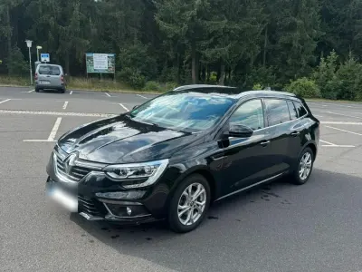 Gebraucht Renault Mégane GrandTour 140 PS (102 kW) 2020 Schwarz Kombi