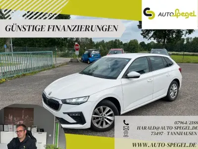 Gebraucht Skoda Scala Selection 116 PS (85 kW) 2025 Candy white Kleinwagen