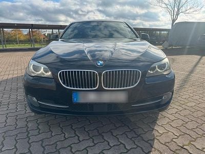 Gebraucht BMW 520 184 PS (135 kW) 2012 Schwarz Kombi