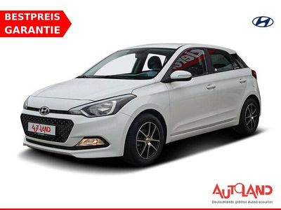 Gebraucht Hyundai i20 75 PS (55 kW) 2017 Weiß Limousine
