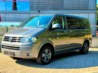 Gebraucht VW Multivan Comfortline 179 PS (131 kW) 2012 Grau Van / Kleinbus