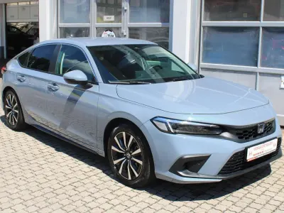 Gebraucht Honda Civic Elegance 184 PS (135 kW) 2023 Sonic gray p. Kleinwagen