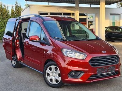 Gebraucht Ford Tourneo Courier 101 PS (74 kW) 2021 Rot Van / Kleinbus