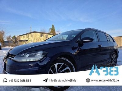 Blau Gebraucht 2017 VW Golf VII Sound Kombi | 9.490 € (Guter Preis)