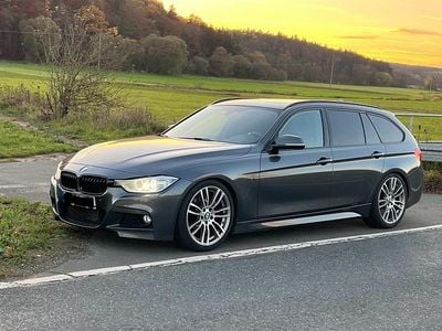 Grau Gebraucht 2015 BMW 320 M Sport Kombi | 11.000 € (Guter Preis)
