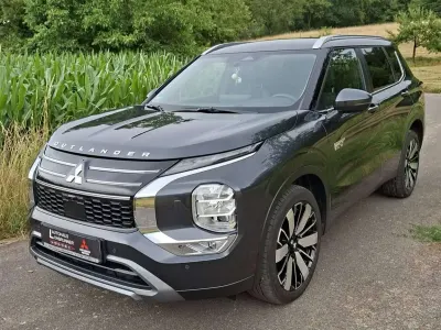 Gebraucht Mitsubishi Outlander P-HEV Edition 306 PS (225 kW) 2025 Basaltgrau (metallic) SUV