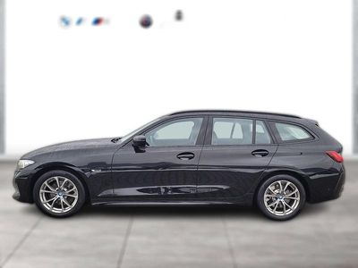 Farbe: Gebraucht 2022 BMW 320e Kombi | 29.200 € (Fairer Preis)
