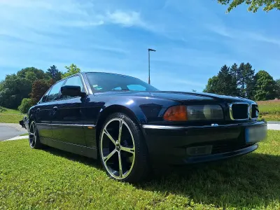 Brugt BMW 735 235 HK (172 kW) 1996 Blå Sedan