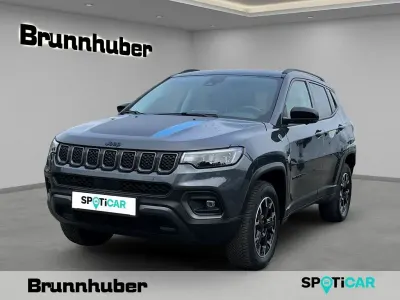 Usata Jeep Compass Trailhawk 239 CV (175 kW) 2022 Grigio SUV