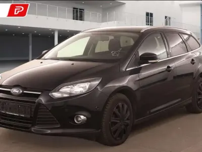 Gebraucht Ford Focus 150 PS (110 kW) 2013 Schwarz Kombi