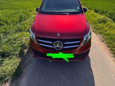 Usata Mercedes V250 Avantgarde 190 CV (139 kW) 2022 Rosso Monovolume