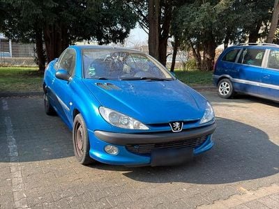 Gebraucht Peugeot 206 CC 136 PS (100 kW) 2002 Blau Cabrio