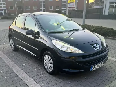 Gebraucht Peugeot 207 Urban Move 73 PS (53 kW) 2009 Schwarz Kleinwagen