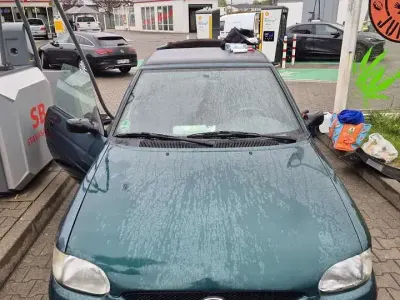Gebraucht Ford Escort Cabriolet Ghia 90 PS (66 kW) 1997 Cabrio