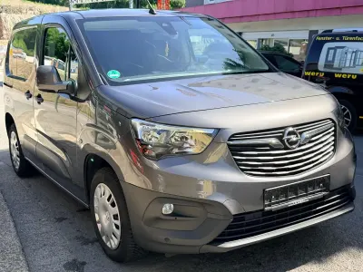 Gebraucht Opel Combo Edition 102 PS (75 kW) 2019 Grau Van / Kleinbus
