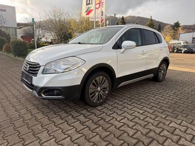 Gebraucht Suzuki SX4 120 PS (88 kW) 2014 Weiß Limousine