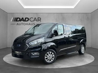 Gebraucht Ford Tourneo Custom 170 PS (125 kW) 2018 Schwarz Van
