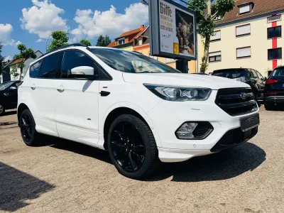 Gebraucht Ford Kuga ST-Line 150 PS (110 kW) 2017 Weiß SUV