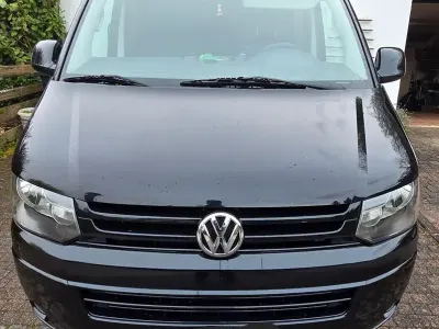 Gebraucht VW T5 102 PS (75 kW) 2013 Schwarz Van
