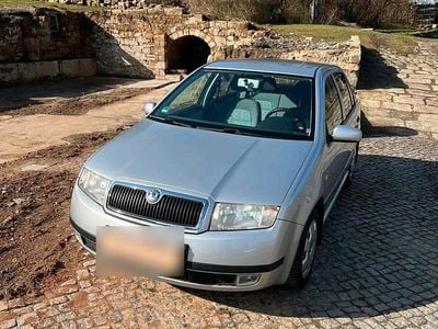 Gebraucht Skoda Fabia 75 PS (55 kW) 2001 Silber Kleinwagen