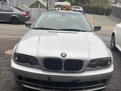 Gebraucht BMW 318 143 PS (105 kW) 2001 Silber Limousine