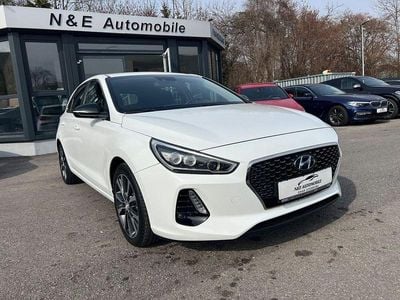 Gebraucht Hyundai i30 140 PS (102 kW) 2017 Weiß Limousine