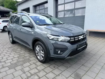 Używany Dacia Jogger
